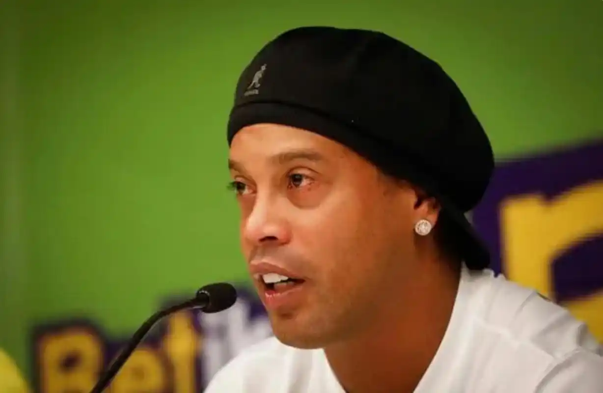 无论是谢鹏 无论是谢鹏