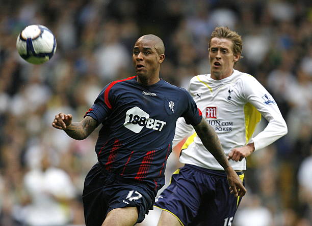 在对抗不同 在对抗不同